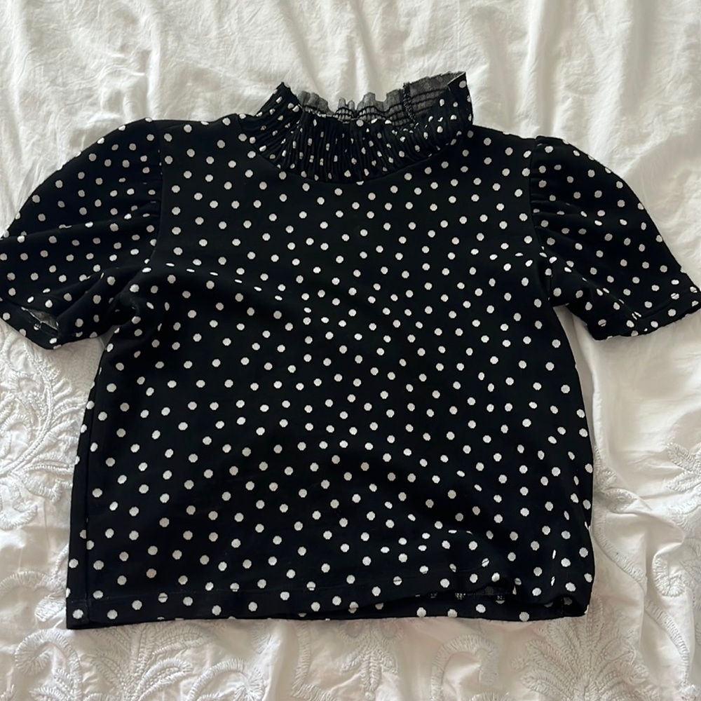 zara black and white turtleneck crop top